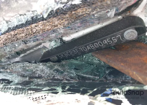 2010 Honda Accord 3.5 Ex z USA, uszkodzony, nr VIN 5KBCP3F70AB009557